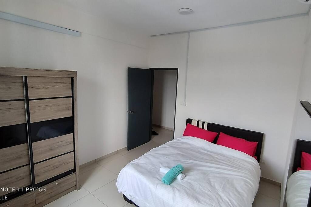 Spaces 3Bed Room New Condo @ Kg Paloh Ipoh Luaran gambar